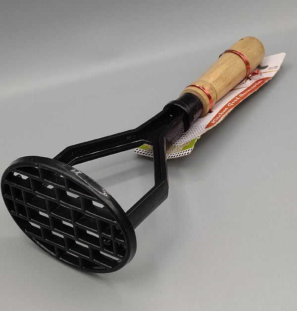 VEGETABLES & POTATOES MASHER PLASTIC MATERIAL